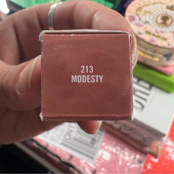 MAC Cosmetics: Cremesheen Lipstick (213-Modesty) - Picture 2 of 3